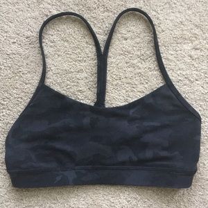 Lululemon Flow Y Bra (camo)
